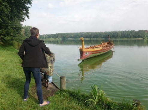05 Querbeet mit dem Römerboot auf dem Dechsendorfer Weiher 